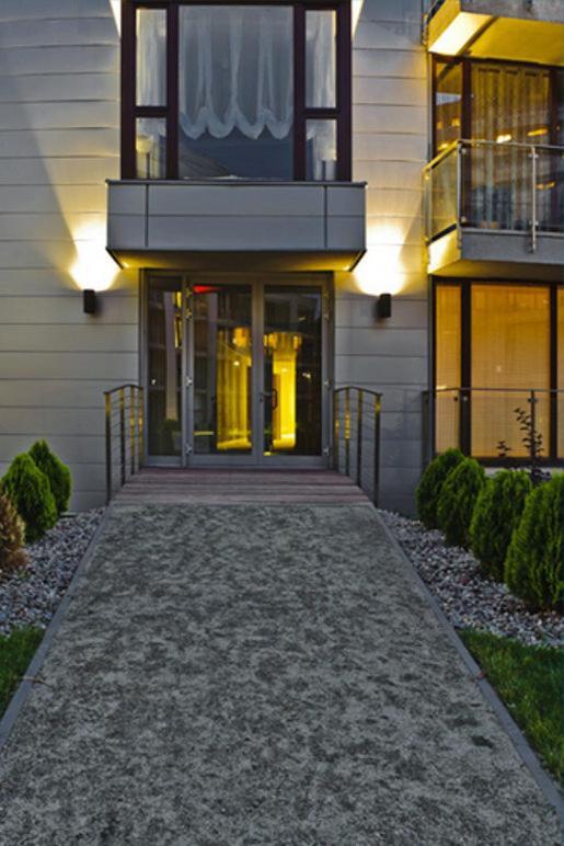 Triton Park Accommodation By P&O Serviced Apartments Varsóvia Exterior foto
